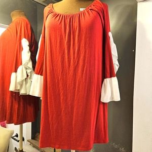 Beautiful Red and White Dress Sz 4x. Red bodice with White Ruffle Sleeves